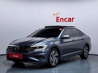 2022 Volkswagen Jetta VII Рестайлинг, серебристый, 1460000 рублей, вид 1
