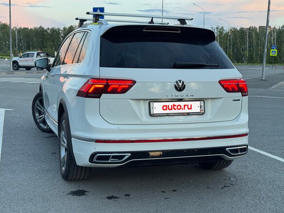 2021 Volkswagen Tiguan II Рестайлинг, белый, 3500000 рублей - вид 5