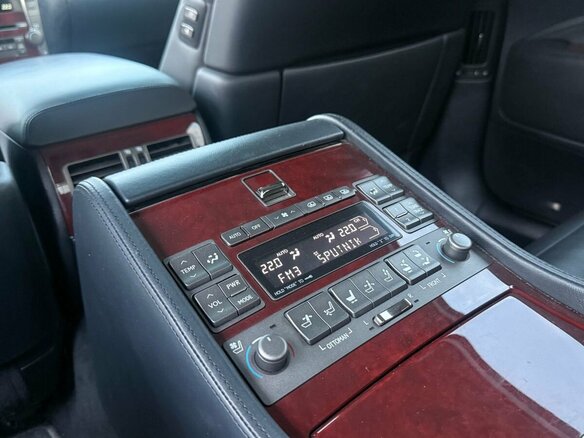 2007 Lexus LS Long 460 L IV, серебристый, 2400000 рублей - вид 15
