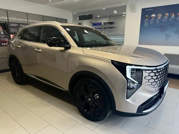 2026 Changan UNI-S I Рестайлинг, золотистый - вид 2