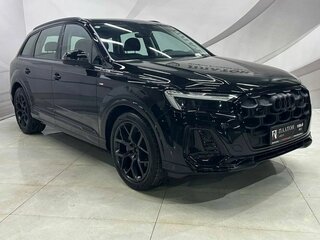 2025 Audi Q7 45 TFSI II (4M) Рестайлинг 2, чёрный, 10999000 рублей, вид 3
