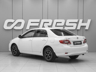2012 Toyota Corolla X (E140, E150) Рестайлинг, белый, 700000 рублей, вид 2