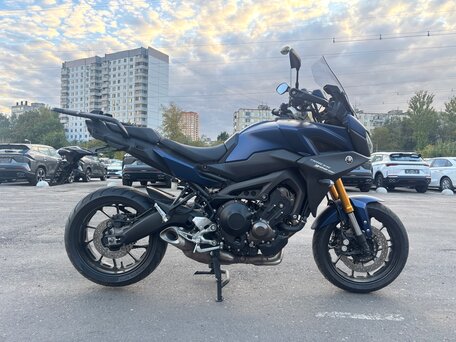 2021 Yamaha MT-09 Tracer (FJ-09), синий, 929000 рублей, вид 5