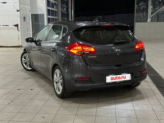 2012 Kia Ceed II, серый, 850000 рублей, вид 4