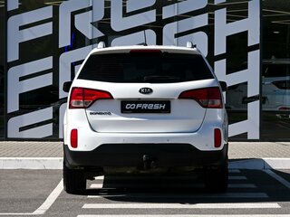 2013 Kia Sorento II Рестайлинг, белый, 1779000 рублей, вид 4