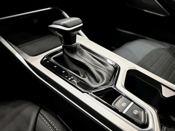 2024 Geely Emgrand II, белый, 1850000 рублей - вид 16