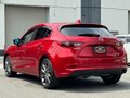2017 Mazda Axela III Рестайлинг, красный, 980000 рублей - вид 5