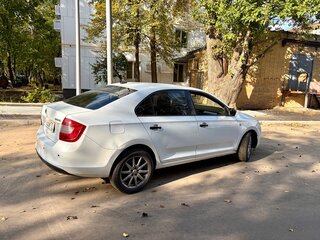 2017 Skoda Rapid I, белый, 550000 рублей, вид 4