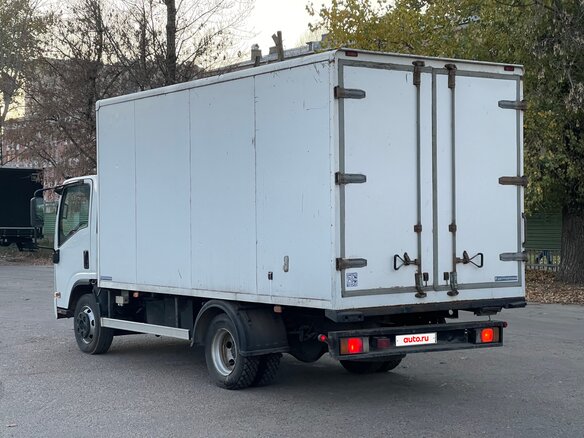 2018 Isuzu Elf (N-series), белый, 2380000 рублей - вид 4