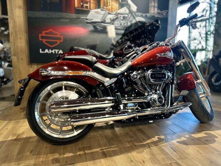 2024 Harley-Davidson Fat Boy, красный, 3400000 рублей, вид 4