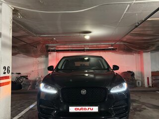 2018 Jaguar F-Pace I, чёрный, 3200000 рублей, вид 3