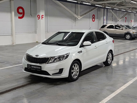 2012 Kia Rio III, белый, 549000 рублей