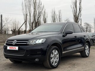 2014 Volkswagen Touareg II, чёрный, 2680000 рублей, вид 1