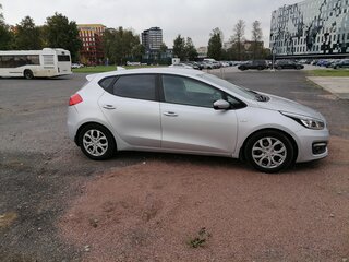 2017 Kia Ceed II Рестайлинг, серебристый, 1050000 рублей, вид 4