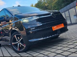 2024 Volkswagen Multivan T7, чёрный, 6008557 рублей, вид 1