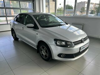 2012 Volkswagen Polo V, серебристый, 400000 рублей, вид 3