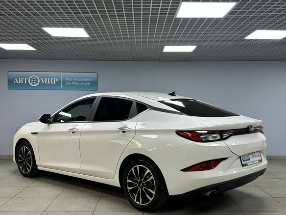 2023 JAC J7 I, белый, 1300000 рублей - вид 6