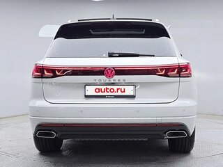 2026 Volkswagen Touareg III Рестайлинг, белый, 10068069 рублей, вид 4