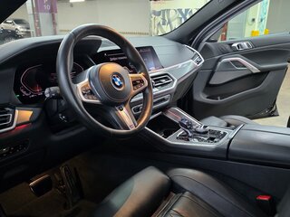 2021 BMW X6 40i III (G06), чёрный, 8600000 рублей, вид 2
