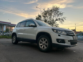 2015 Volkswagen Tiguan Euro 6 I Рестайлинг, белый, 950000 рублей, вид 3