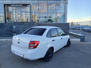 2016 Lada (ВАЗ) Granta I, белый, 380000 рублей, вид 5