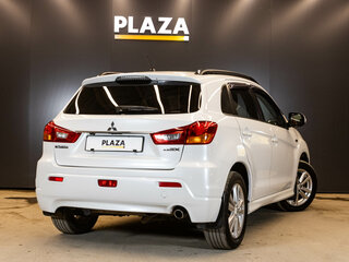 2012 Mitsubishi ASX I Рестайлинг, белый, 1365000 рублей, вид 3