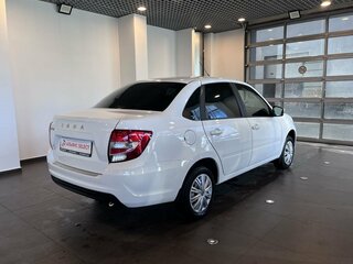 2025 Lada (ВАЗ) Granta I Рестайлинг, белый, 1020000 рублей, вид 3