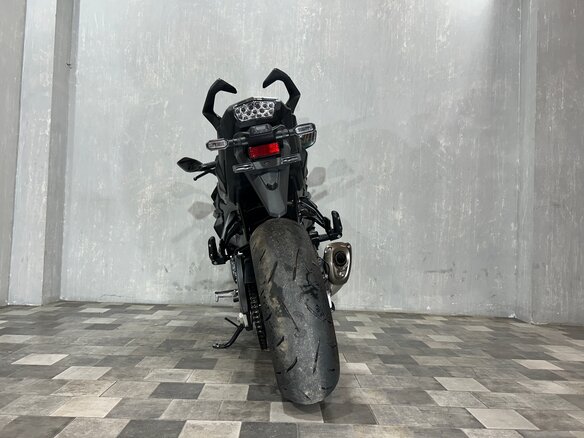 2022 Suzuki GSX-S 1000 GT, чёрный, 1195000 рублей - вид 10