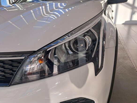 2022 Kia Rio X IV Рестайлинг, белый, 2004000 рублей - вид 16