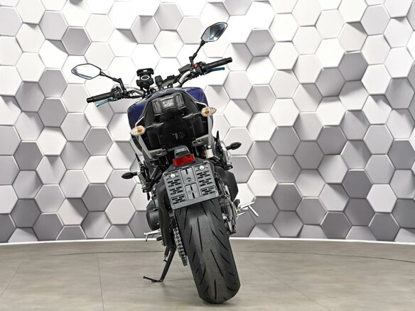 2017 Yamaha MT-09 (FZ-09), синий, 799000 рублей - вид 5