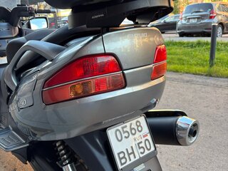 2010 Suzuki Burgman (SkyWave) 650, серый, 440000 рублей, вид 4