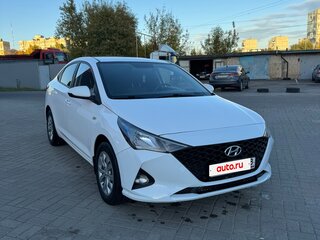 2021 Hyundai Solaris II Рестайлинг, белый, 1380000 рублей, вид 3