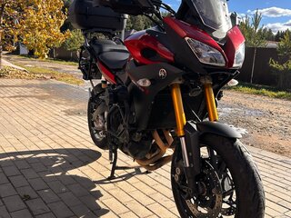 2015 Yamaha MT-09 Tracer (FJ-09), красный, 750000 рублей, вид 4
