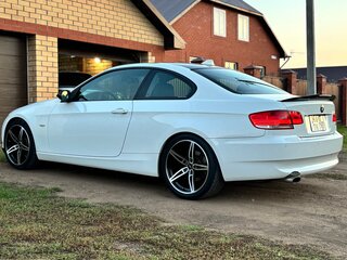 2009 BMW 3 серии 320i V (E90/E91/E92/E93), белый, 1100000 рублей, вид 5