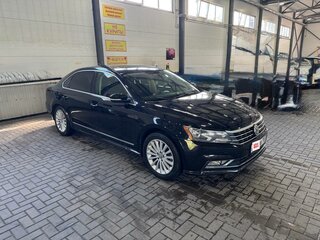 2017 Volkswagen Passat (North America and China) I Рестайлинг, чёрный, 1950000 рублей, вид 3