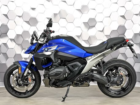 2025 BMW R 1300 R, синий, 2399000 рублей, вид 4
