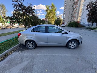 2012 Chevrolet Aveo II, серебристый, 730000 рублей, вид 4