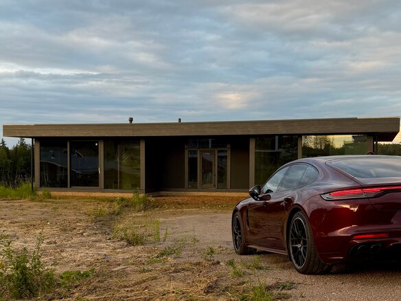 2021 Porsche Panamera GTS II Рестайлинг, красный, 14500000 рублей - вид 11