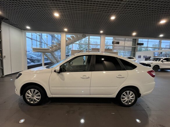 2023 Lada (ВАЗ) Granta I Рестайлинг, белый, 827000 рублей - вид 5