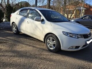 2011 Kia Cerato 6-speed II, белый, 750000 рублей, вид 1