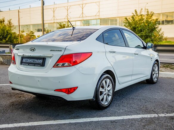 2015 Hyundai Solaris I Рестайлинг, белый, 1098000 рублей - вид 6