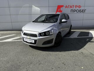 2012 Chevrolet Aveo II, серебристый, 650000 рублей, вид 1