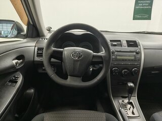 2012 Toyota Corolla X (E140, E150) Рестайлинг, серебристый, 925000 рублей, вид 5