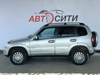 2013 Chevrolet Niva I Рестайлинг, серебристый, 486000 рублей, вид 5
