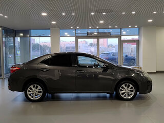 2014 Toyota Corolla XI (E160, E170, E180), серый, 997000 рублей, вид 4