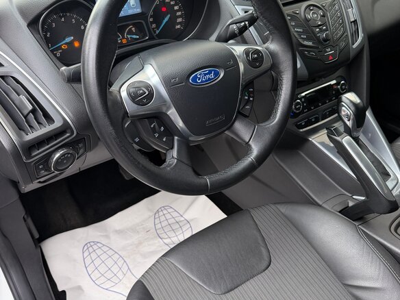 2012 Ford Focus III, белый, 630000 рублей - вид 7