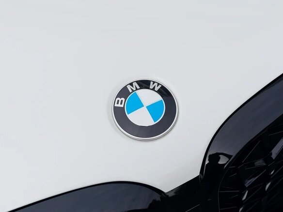 2023 BMW X4 30i II (G02) Рестайлинг, белый, 6698000 рублей - вид 34