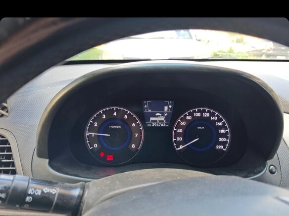 2011 Hyundai Solaris I, чёрный, 550000 рублей - вид 8