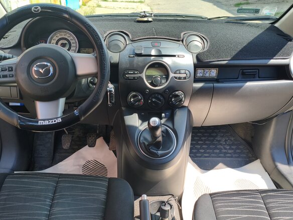 2009 Mazda 2 II (DE), серый, 575000 рублей - вид 11