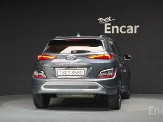 2021 Hyundai Kona I Рестайлинг, серый, 1359000 рублей, вид 4